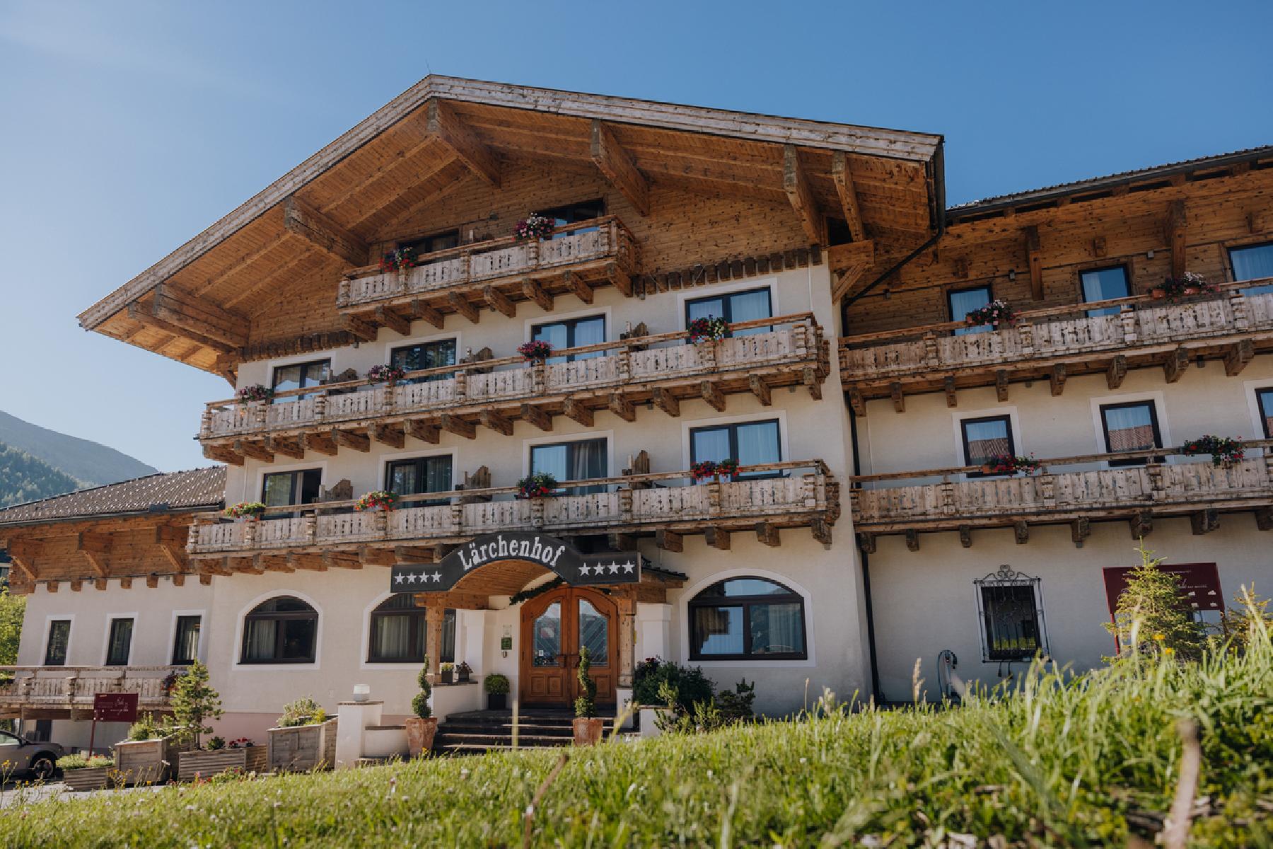 Apartment and Chalet