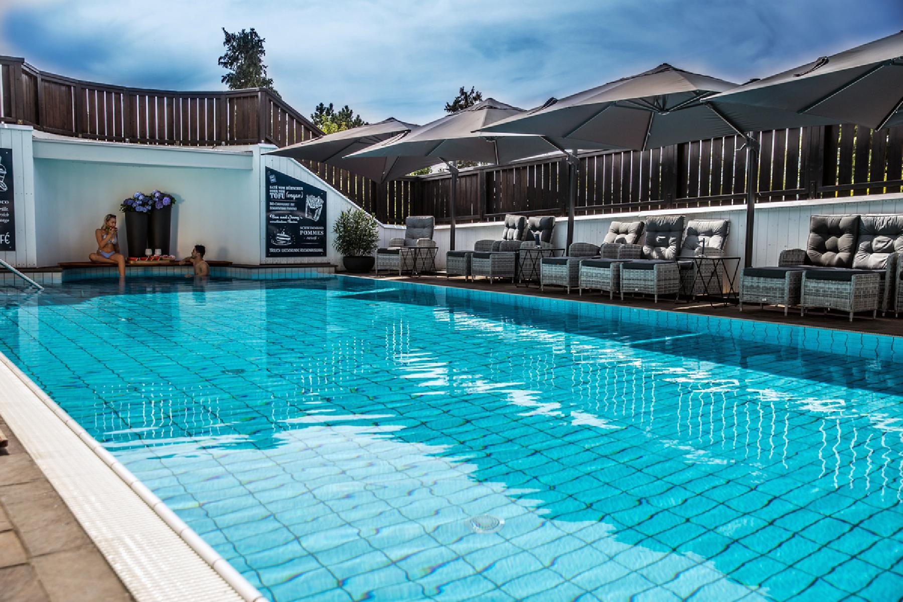 Pool Pool
