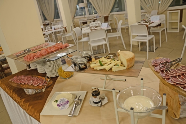 Restaurant  Restaurant