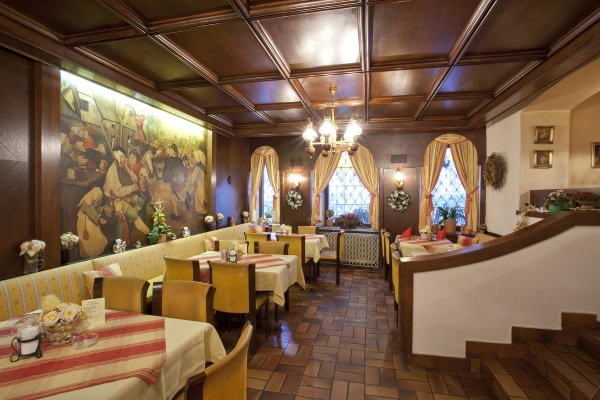 Restaurant  Restaurant