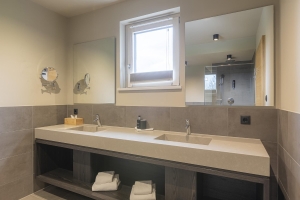 Apartment and Chalet 