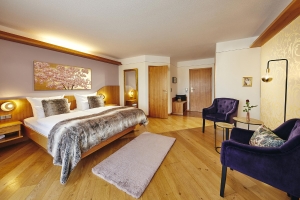 Apartment and Chalet 