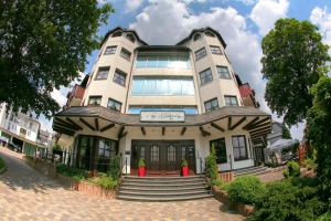 Apartment and Chalet 