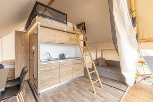 Apartment and Chalet 