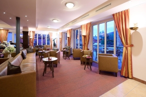 Reception & Lobby 