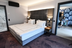 Apartment and Chalet 