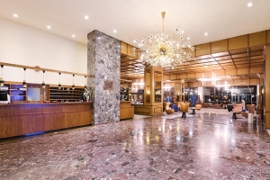 Reception & Lobby 