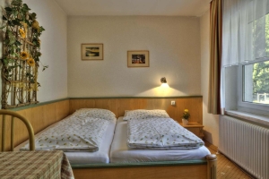 Apartment and Chalet 