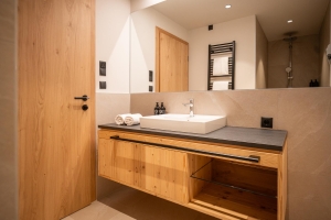 Apartment and Chalet 