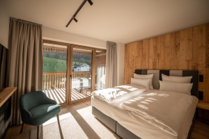 Apartment and Chalet 
