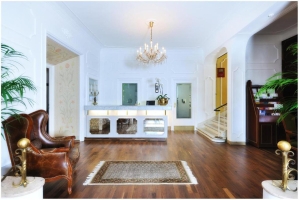 Reception & Lobby 