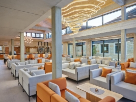 Reception & Lobby 