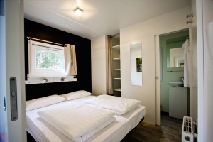 Apartment and Chalet 